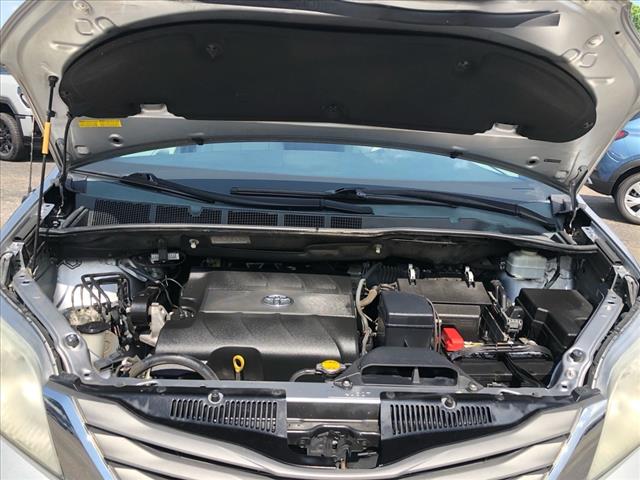 2013 Toyota Sienna XLE 8-Passenger