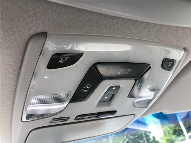 2013 Toyota Sienna XLE 8-Passenger
