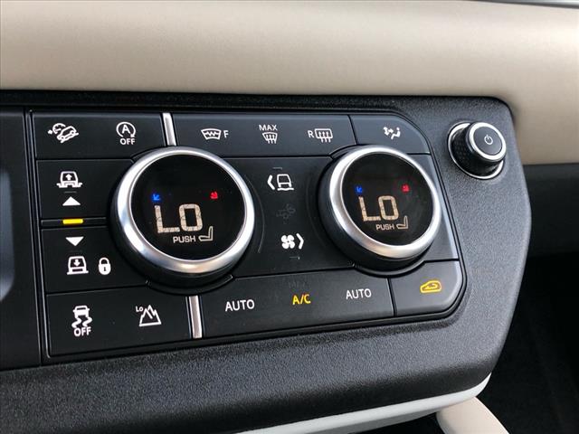 2024 Land Rover Defender 110 P300 S