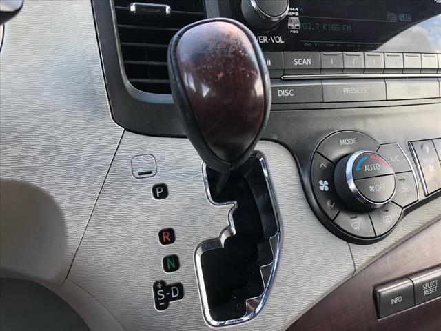 2013 Toyota Sienna XLE 8-Passenger