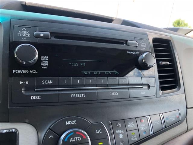 2013 Toyota Sienna XLE 8-Passenger