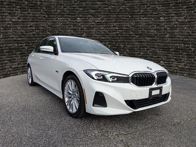 2023 BMW 3 Series 330e