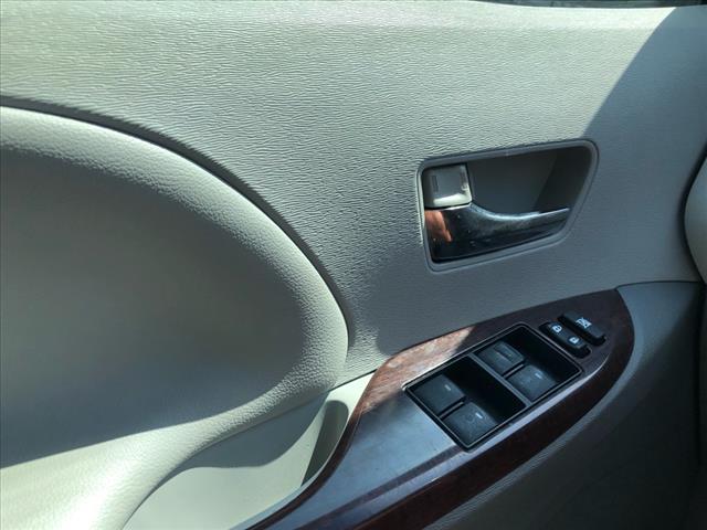 2013 Toyota Sienna XLE 8-Passenger