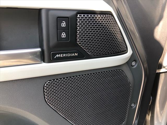 2024 Land Rover Defender 110 P300 S