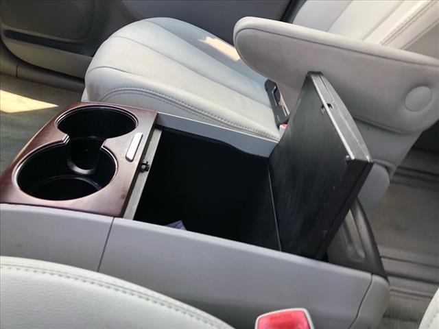 2013 Toyota Sienna XLE 8-Passenger