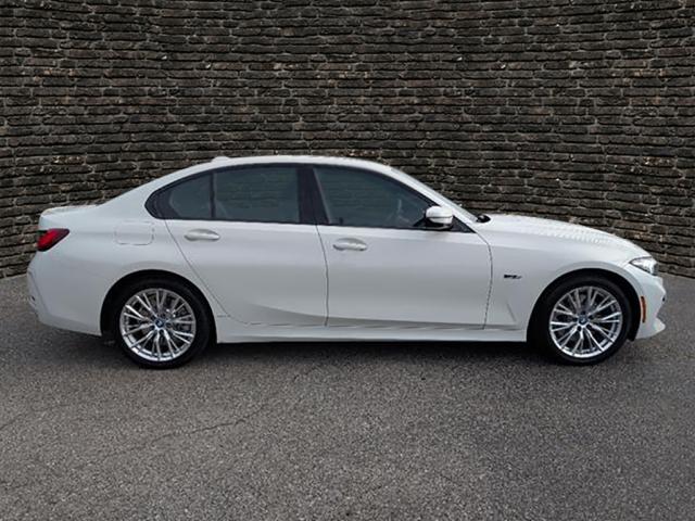 2023 BMW 3 Series 330e