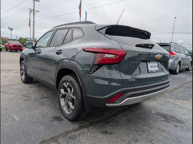 2025 Chevrolet Trax LT