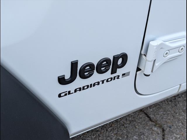 2023 Jeep Gladiator Sport
