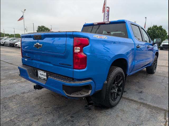 2025 Chevrolet Silverado 1500 Custom