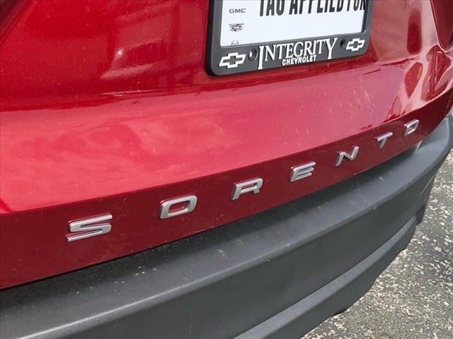 2022 Kia Sorento LX