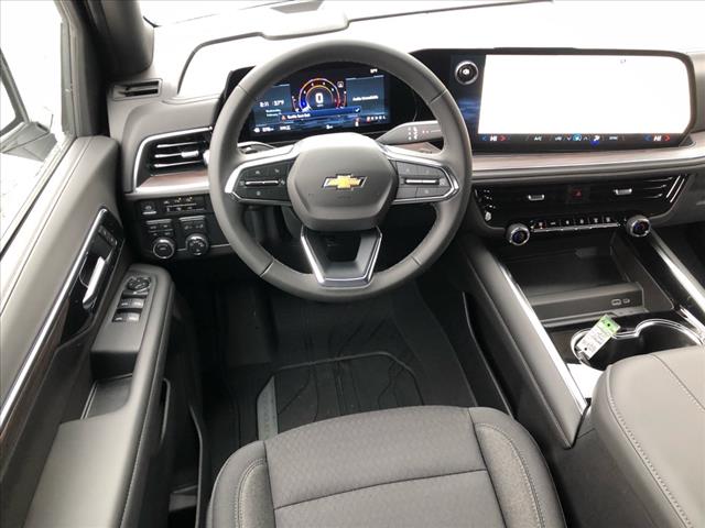 2025 Chevrolet Suburban LS