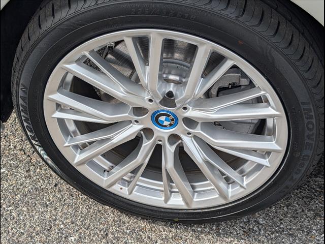 2023 BMW 3 Series 330e