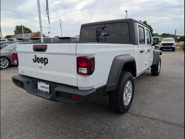 2023 Jeep Gladiator Sport