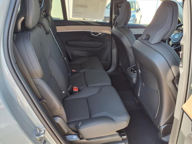 2025 Volvo XC90 B6 Plus Bright Theme 7P
