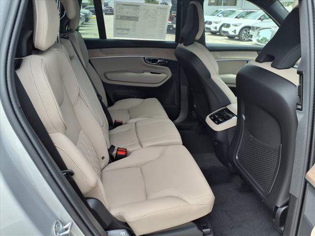 2025 Volvo XC90 B6 Plus Bright Theme 7P