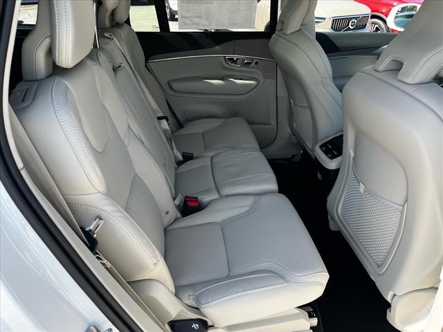 2025 Volvo XC90 B6 Ultra Bright Theme 7P