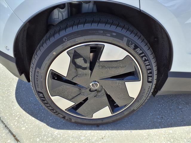 2025 Volvo EX30 Twin Ultra
