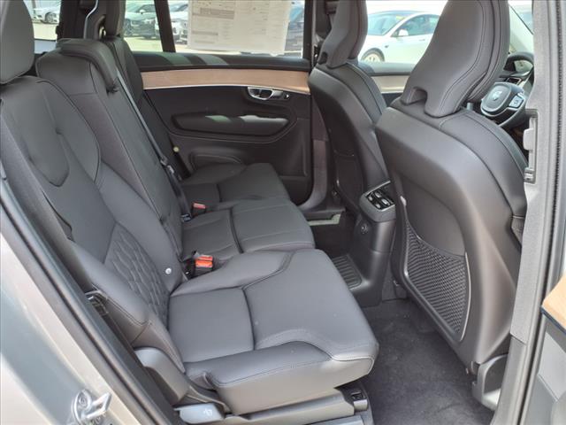 2025 Volvo XC90 T8 Plus Bright Theme 7P