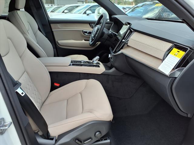 2025 Volvo XC90 T8 Plus Bright Theme 7P