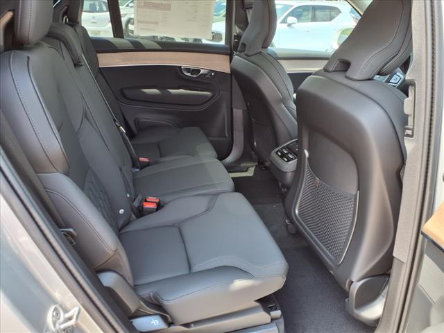 2025 Volvo XC90 B5 Core Bright Theme