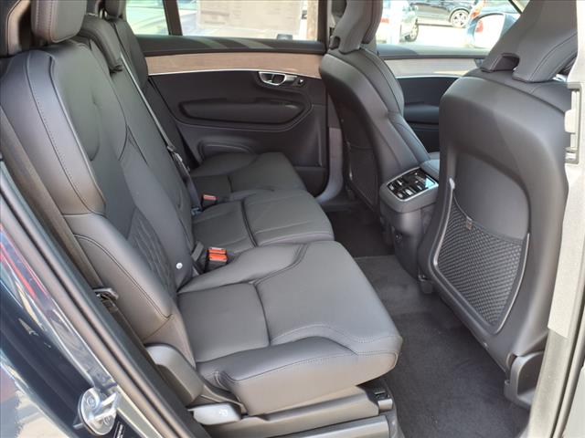 2025 Volvo XC90 B5 Plus Bright Theme 7P