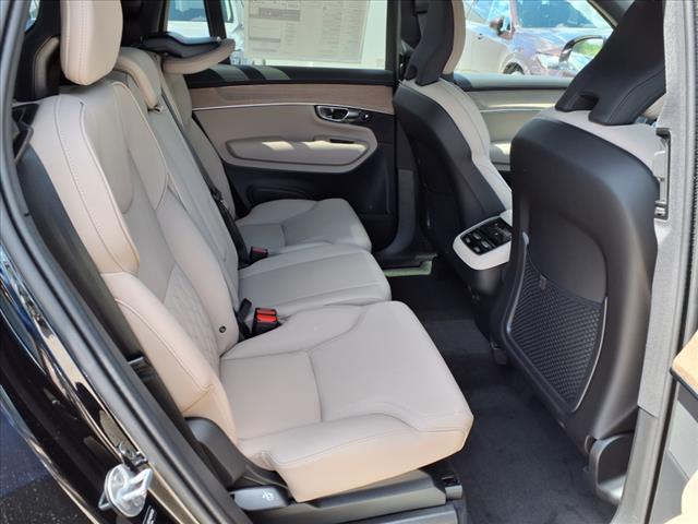2026 Volvo XC90 B5 Core Bright Theme