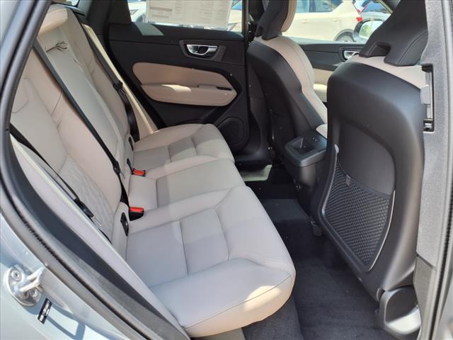 2026 Volvo XC60 B5 Plus Dark Theme