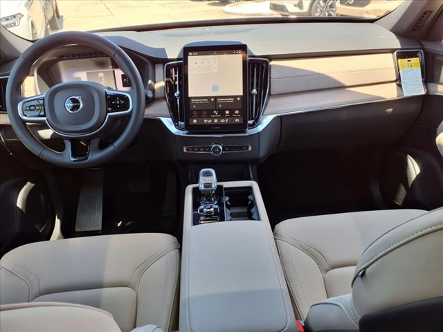 2026 Volvo XC90 B6 Plus Bright Theme 7P