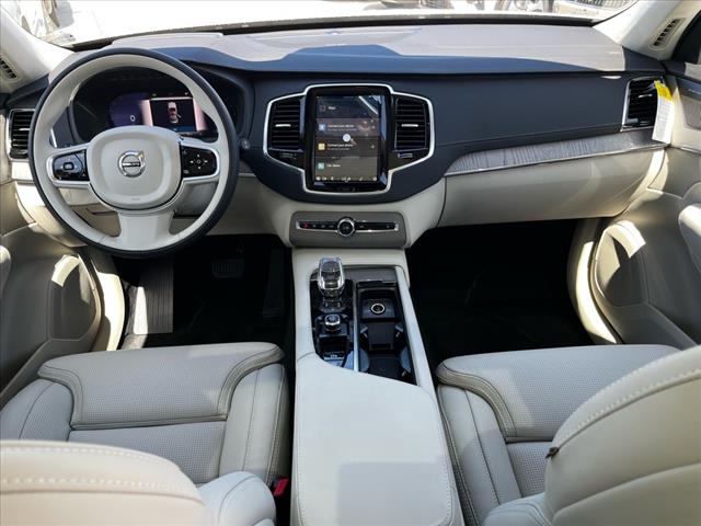 2025 Volvo XC90 B6 Ultra Bright Theme 7P
