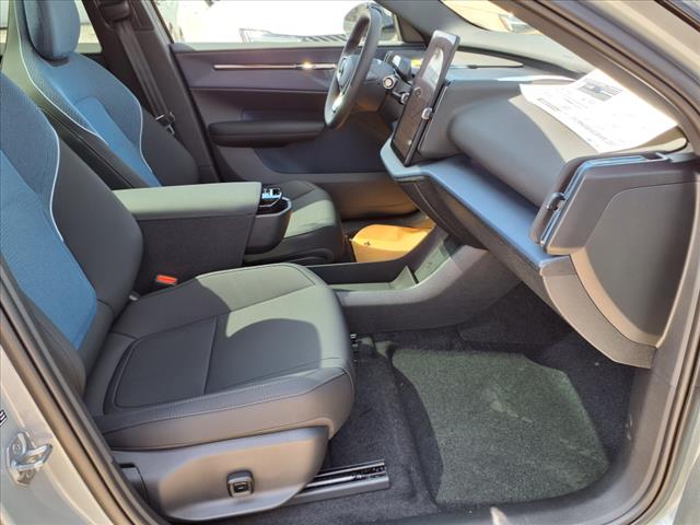 2025 Volvo EX30 Twin Plus