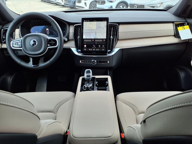 2025 Volvo XC90 T8 Plus Bright Theme 7P