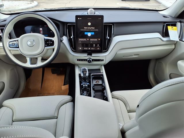 2026 Volvo XC60 T8 Ultra Dark Theme