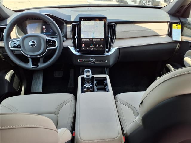 2025 Volvo XC90 B5 Plus Bright Theme 7P