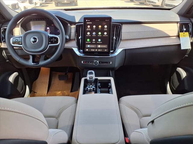 2026 Volvo XC90 B5 Plus Bright Theme 7P