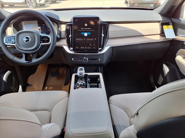 2026 Volvo XC90 B5 Core Bright Theme