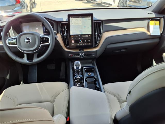 2026 Volvo XC60 B5 Plus Dark Theme
