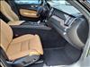 2023 Volvo XC60 B5 Ultimate Dark Theme