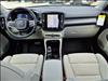2025 Volvo XC40 B5 Ultra Bright Theme