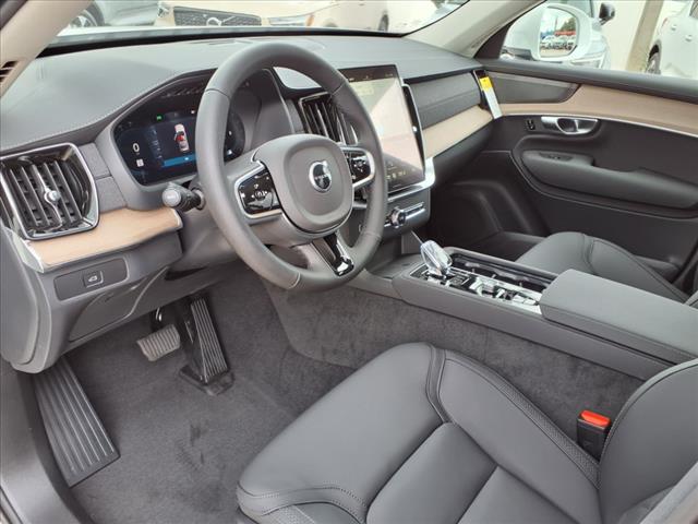 2025 Volvo XC90 B6 Plus Bright Theme 6P