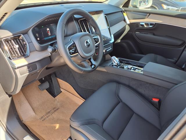 2025 Volvo XC90 B6 Plus Bright Theme 7P