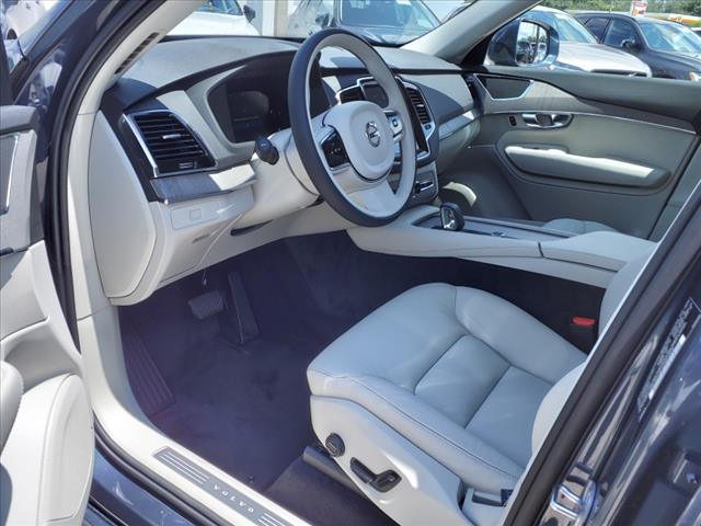 2025 Volvo XC90 B6 Plus Bright Theme 7P