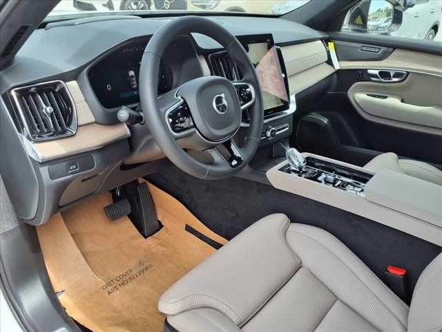 2026 Volvo B6 AWD ULTRA DARK THEME 7 B6 Ultra Dark Theme 7P