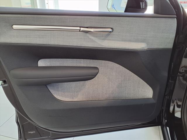 2025 Volvo EX30 Twin Ultra