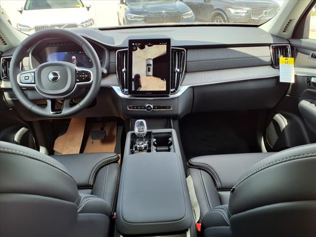 2025 Volvo XC90 T8 Ultra Bright Theme 7P