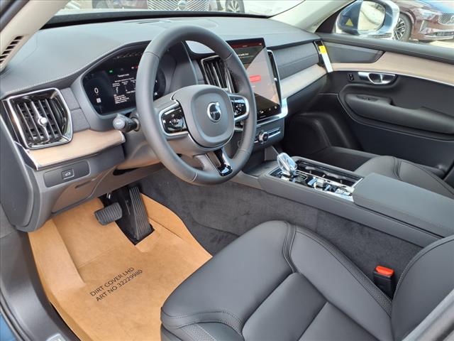 2025 Volvo XC90 B5 Plus Bright Theme 7P