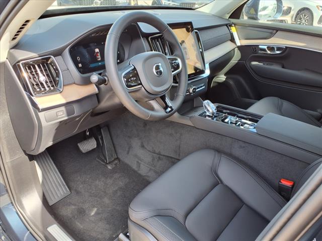 2025 Volvo XC90 B5 Plus Bright Theme 7P