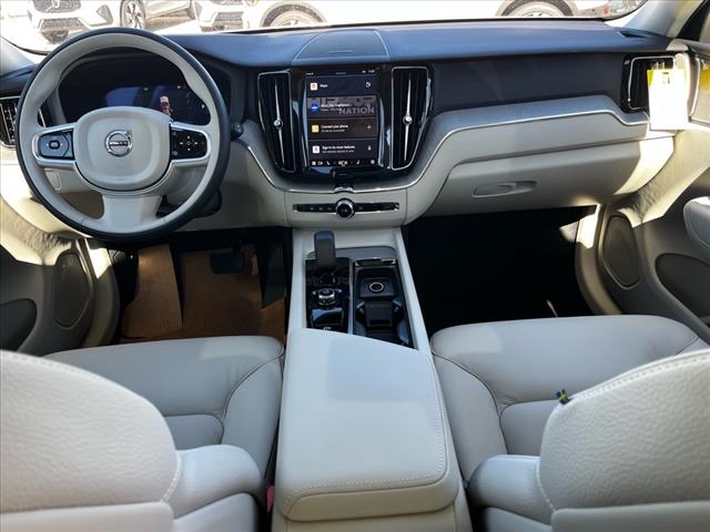 2025 Volvo XC60 B5 Plus Dark Theme