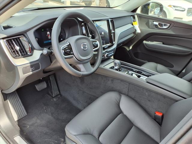 2025 Volvo XC60 B5 Plus Dark Theme