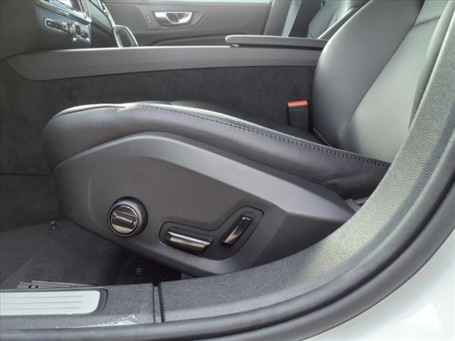2025 Volvo S60 B5 Core