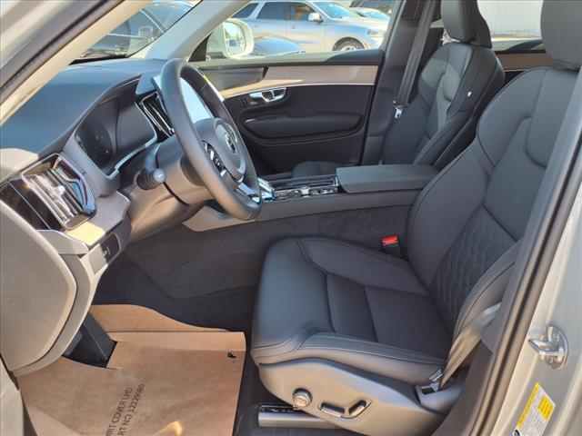 2025 Volvo XC90 B6 Plus Bright Theme 7P